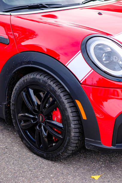 Inspirasi Wrapping Two-Tone untuk Mini Cooper: Beda & Lebih Stylish!