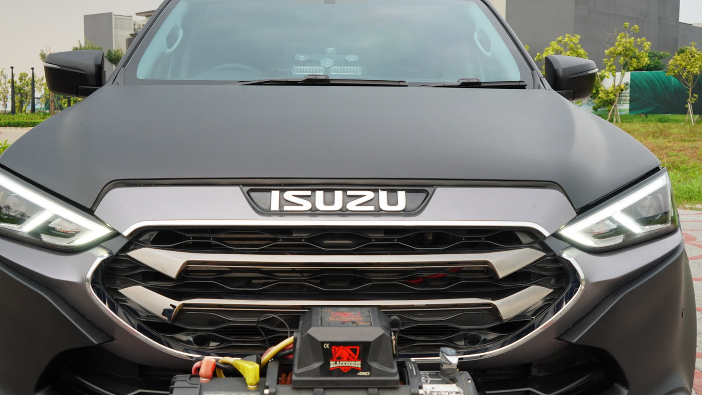 Wrapping Mobil Isuzu D-Max