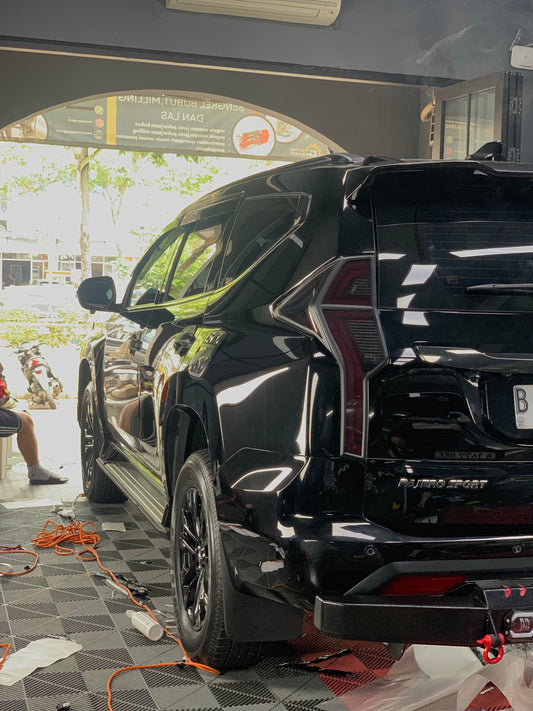 Delete Chrome Pajero Sport dengan Wrapping Stiker Premium