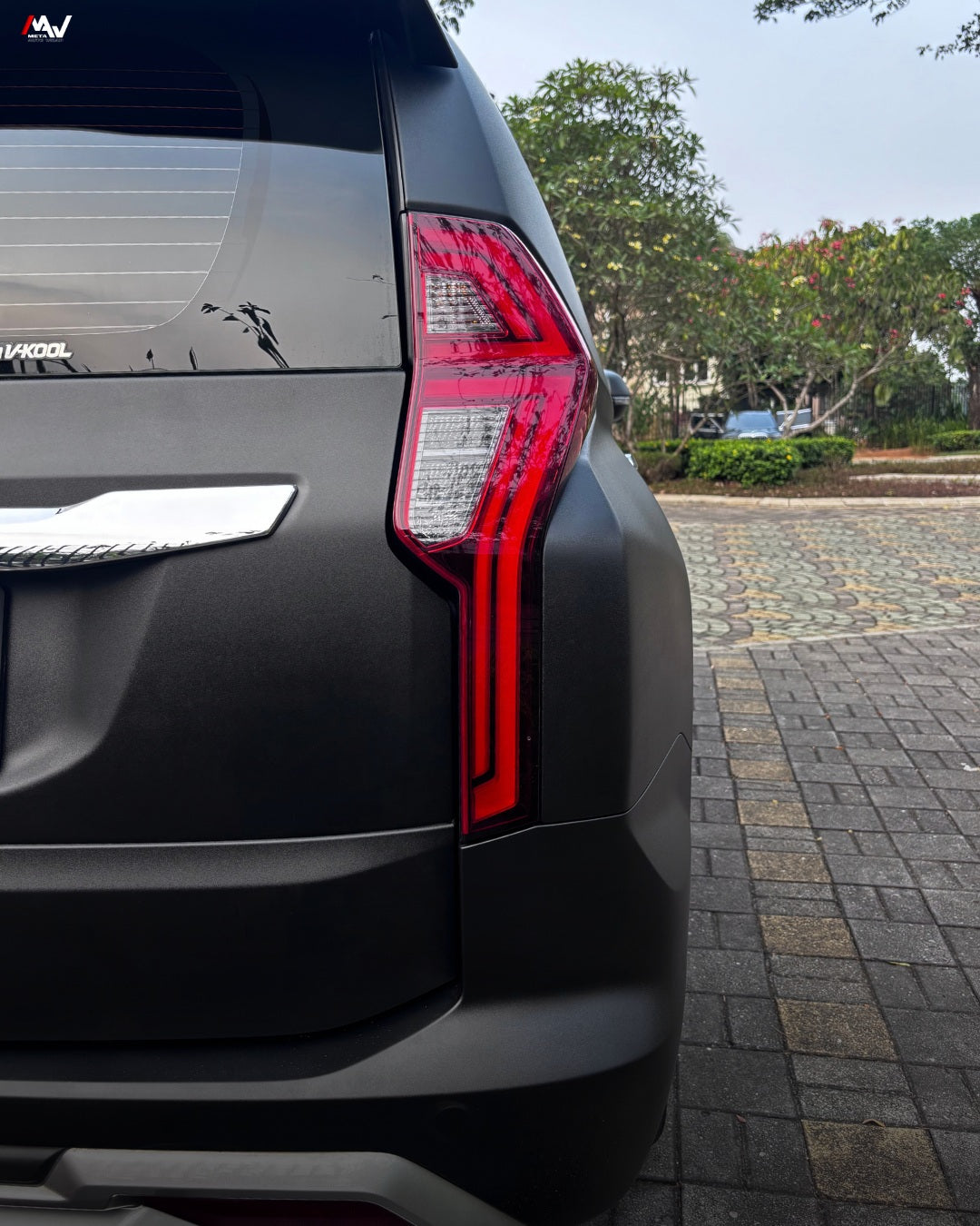 Wrapping Stiker Pajero Frosted Black Premium PET Series