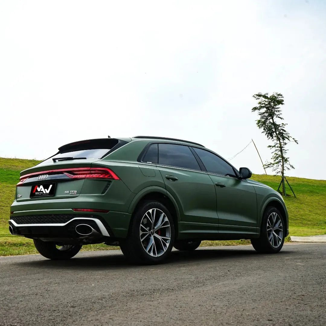 Ubah Tampilan Audi Q8 dengan Wrapping Stiker Military Green dari Teckwrap: Gaya Baru untuk SUV Mewah Anda