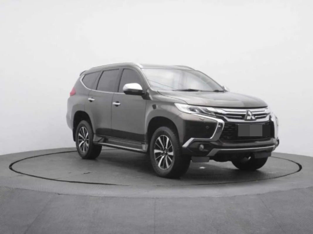 Jasa Wrapping Stiker Murah dan Berkualitas untuk Mitsubishi Pajero Sport 2.4 Dakar Matte Grey