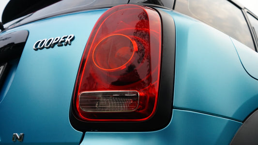 Wrapping Mini Chopper Satin Lake Blue, Tampilan Elegan dan Berani