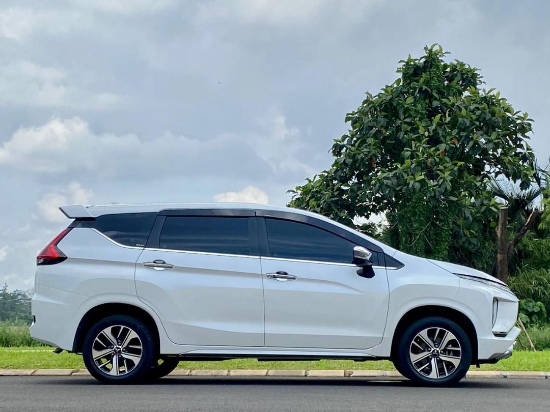 Jasa Wrapping Stiker Mitsubishi Xpander 1.5 Ultimate Putih Glossy | Meta Autowrap