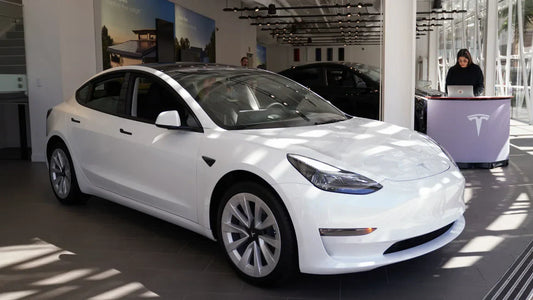 Wrapping Stiker Mobil Tesla