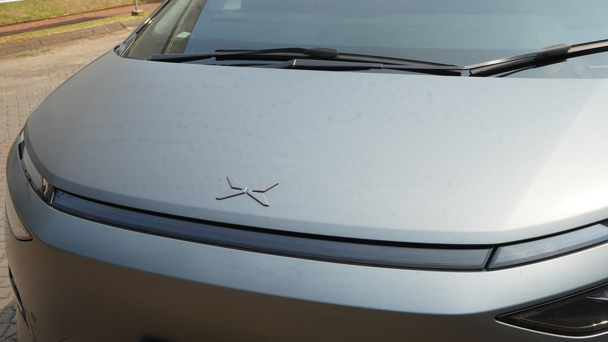 XPENG X9 – Full Body Matte PPF Avery Dennison
