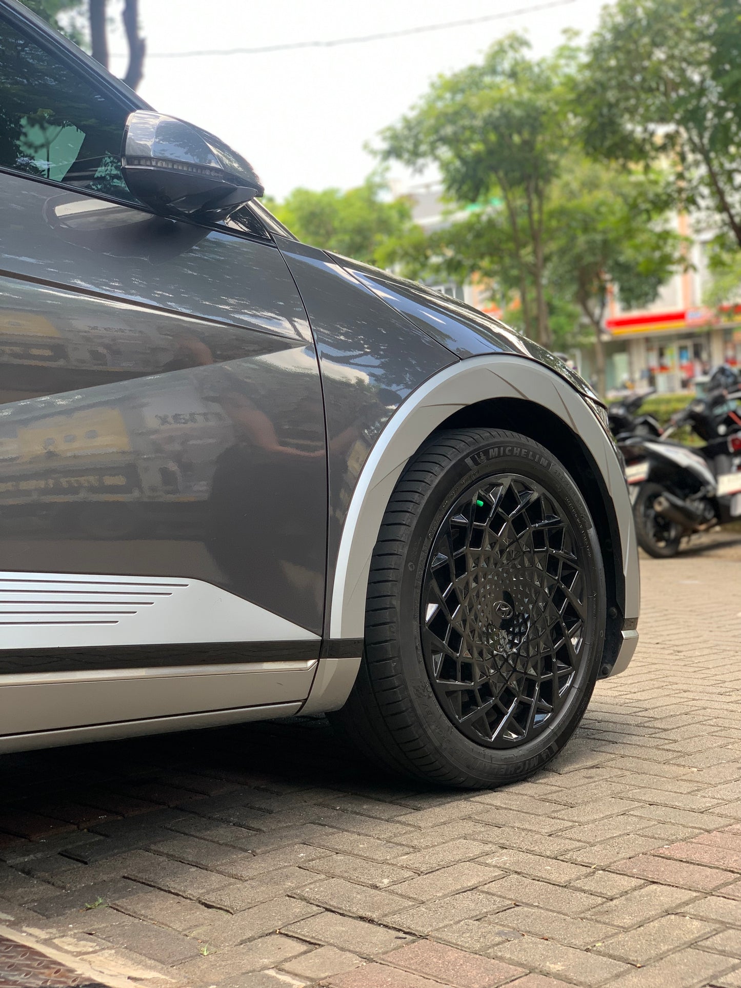 Delete Chrome Stiker Velg Mobil Ioniq 5