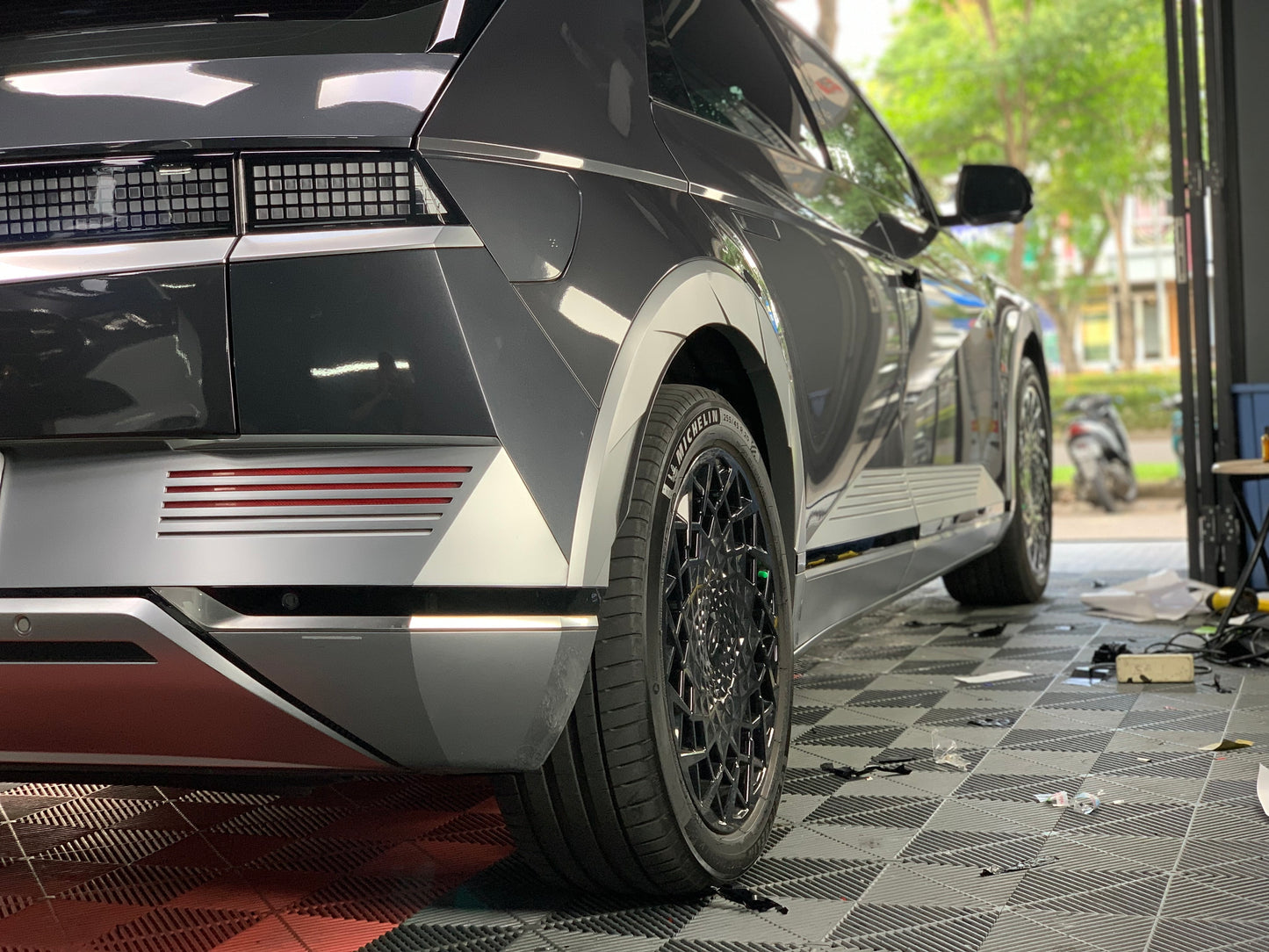Delete Chrome Stiker Velg Mobil Ioniq 5