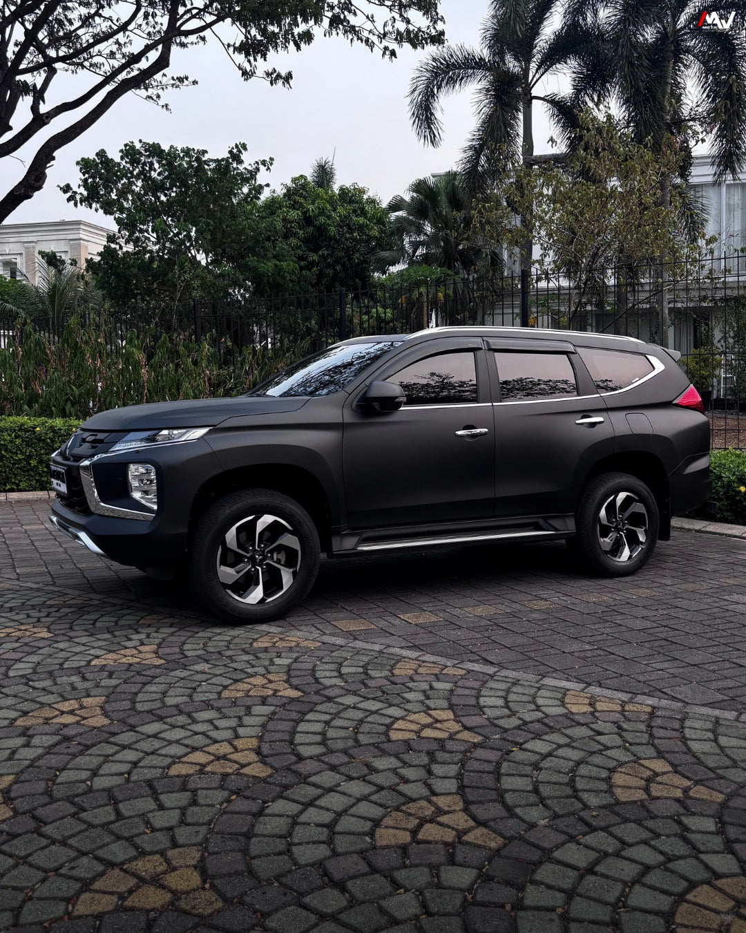 Wrapping Stiker Pajero Frosted Black Premium PET Series