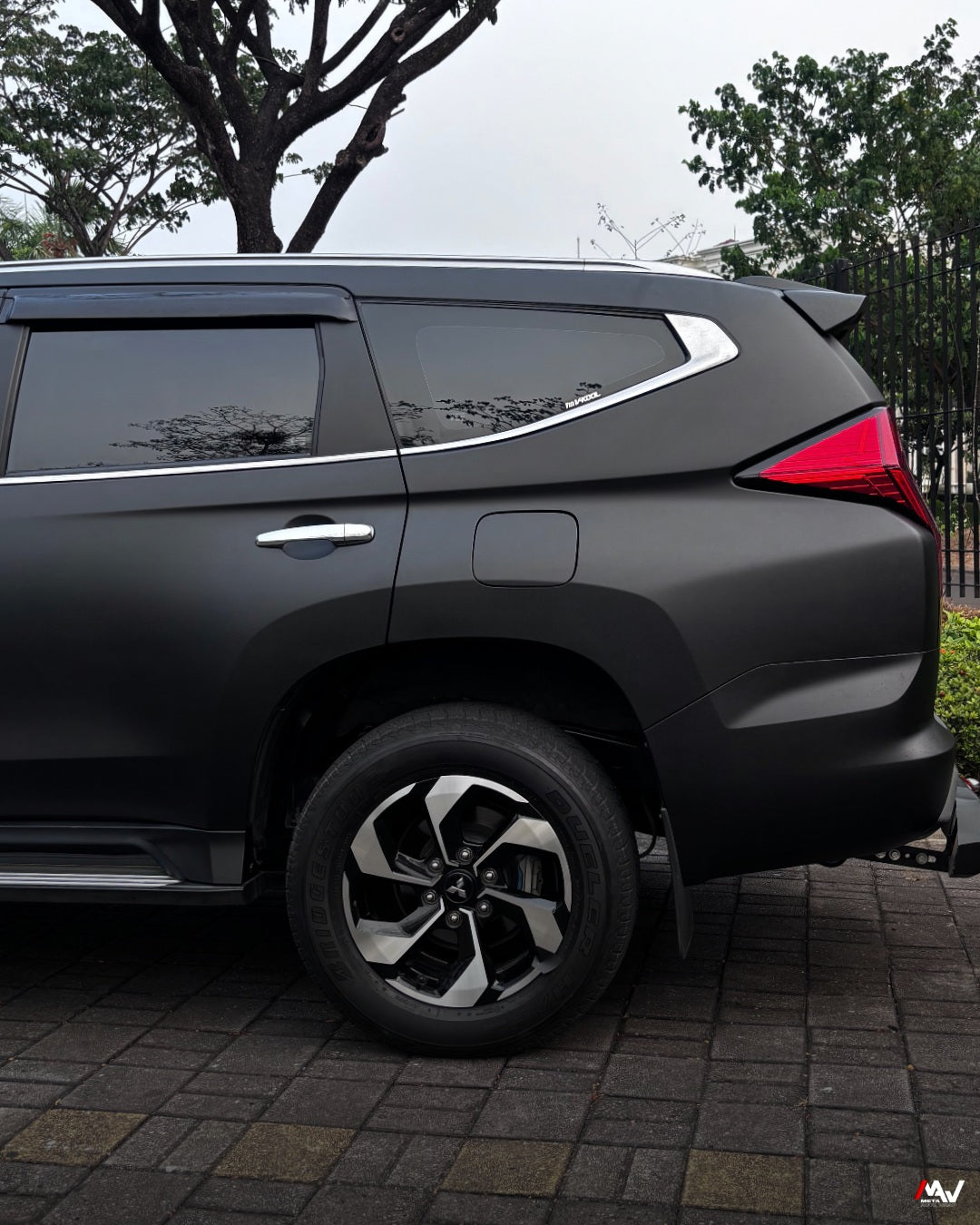Wrapping Stiker Pajero Frosted Black Premium PET Series