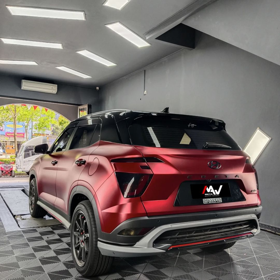 Jasa Wrapping Stiker Hyundai Creta dengan Warna Oxide Red