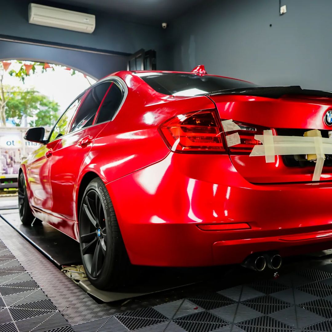 Wrapping Stiker Mobil Red Metallic Glossy Berkualitas