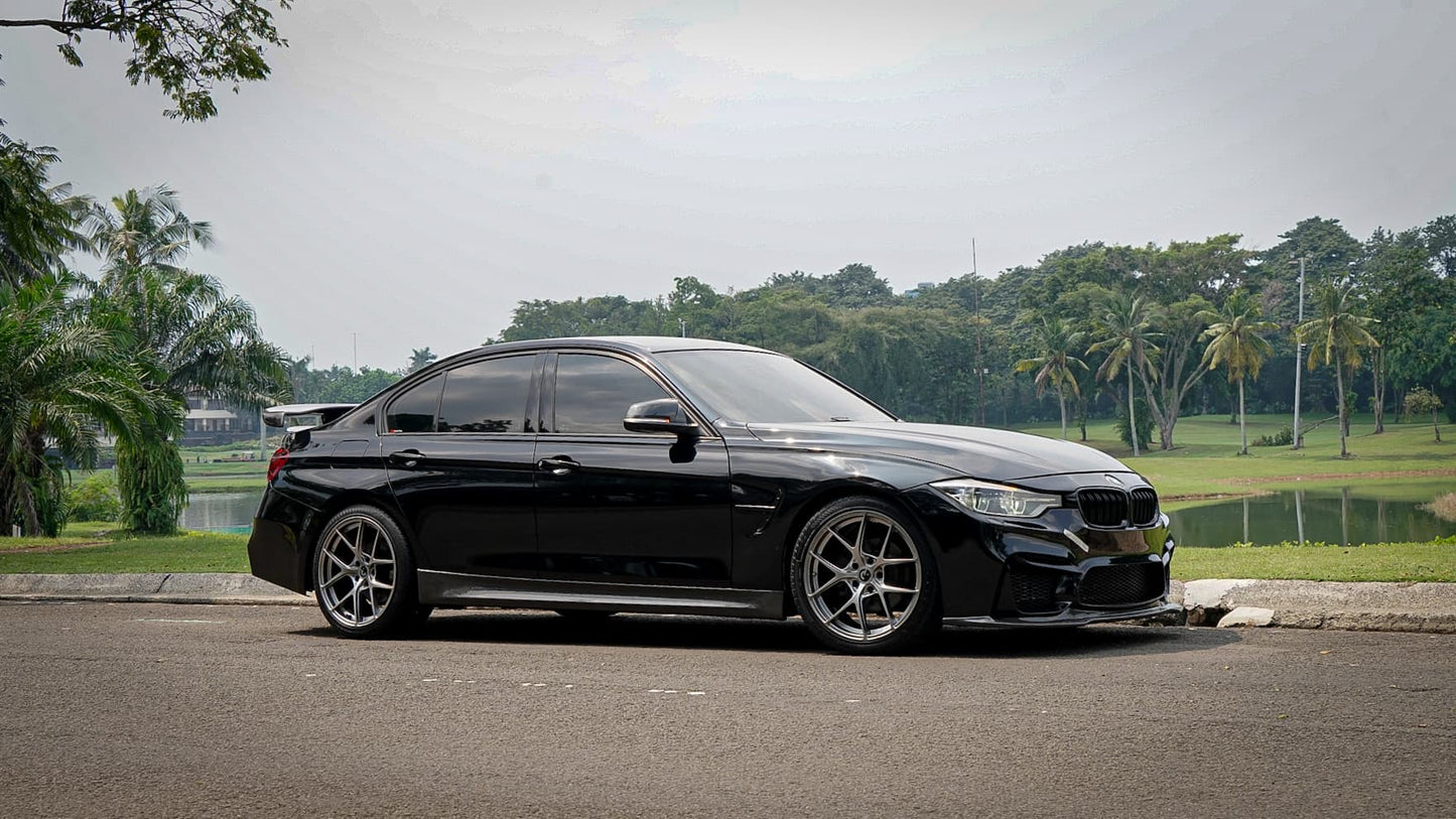 Wrapping Stiker Mobil Bmw