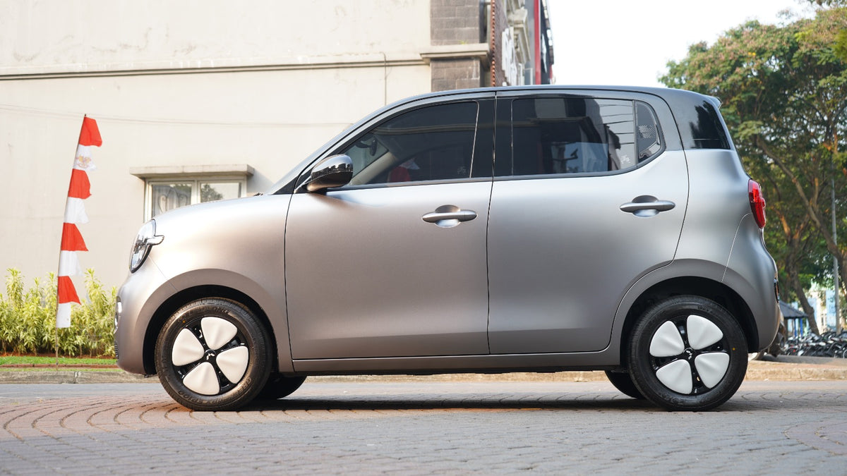 Wrapping Wuling Aira EV Satin Metallic Gunsmoke Grey
